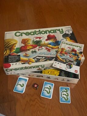 LEGO Creationary-building-based board game like Pictionary with LEGO bricks